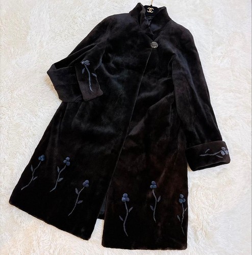 Raro cappotto visone condiviso